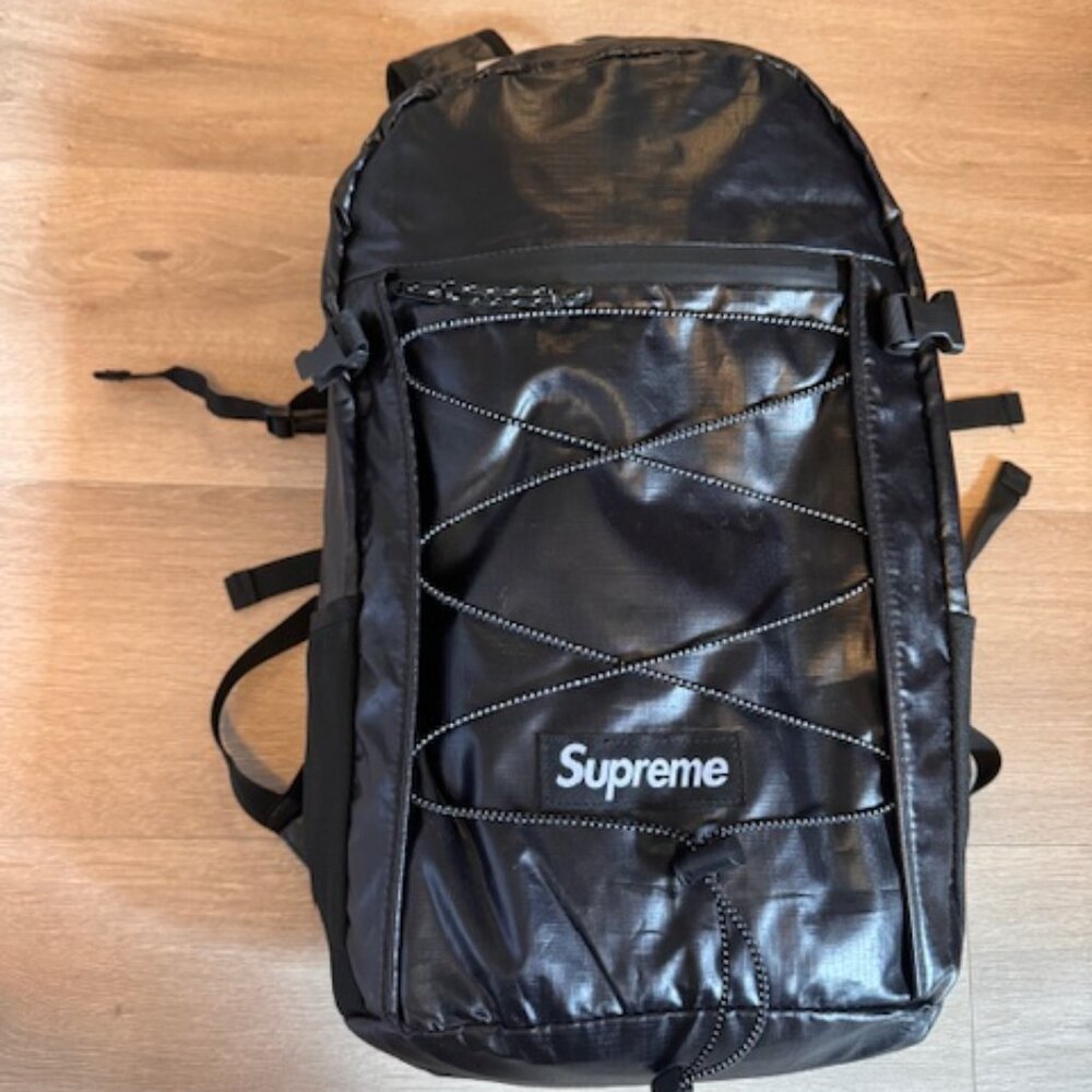 Supreme FW 17 Backpack